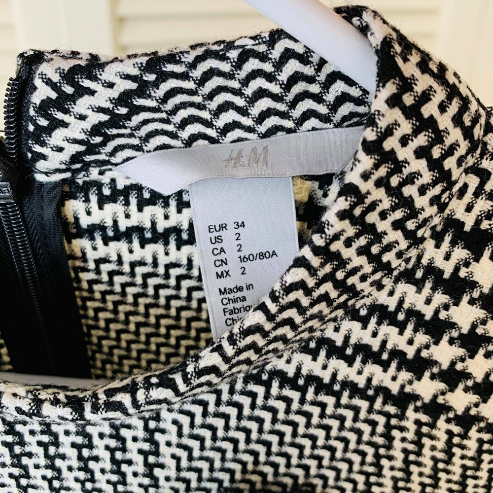 H&M dress - Picture 3 of 3